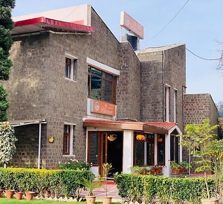 Hotel Blossom Shimla Eksteriør bilde