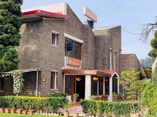 Hotel Blossom Shimla Eksteriør bilde